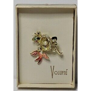 Volupte Pink Bird and nest  with faux pearl egg 1.25"